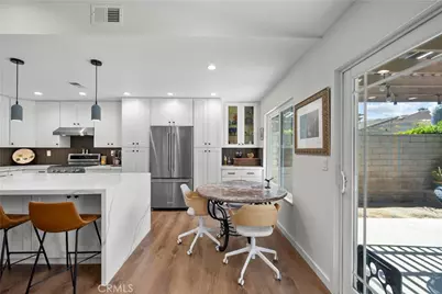 25556 Alicante Drive, Valencia, CA 91355 - Photo 9