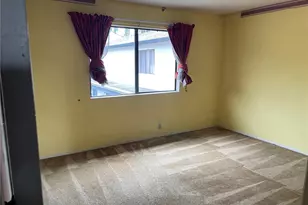 141 N Parkwood Ave, Pasadena, CA 91107 - Photo 13
