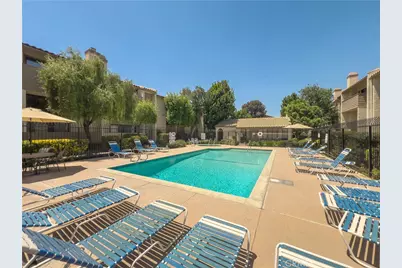 5356 Las Virgenes, Calabasas, CA 91302 - Photo 9