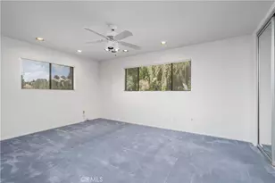 18268 Lake Encino Dr, Encino, CA 91316 - Photo 23