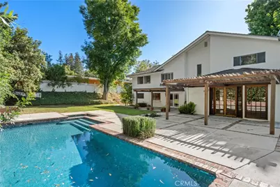 18268 Lake Encino Drive, Encino, CA 91316 - Photo 41