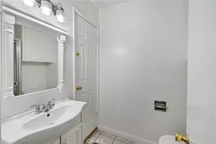 21816 Providencia St, Woodland Hills, CA 91364 - Photo 15