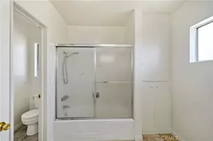 21816 Providencia St, Woodland Hills, CA 91364 - Photo 39