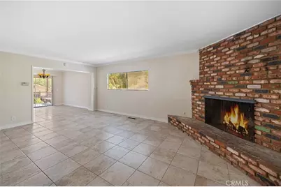 21816 Providencia Street, Woodland Hills, CA 91364 - Photo 11