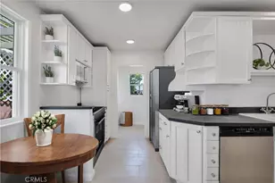 8207 White Oak Ave, Reseda, CA 91335 - Photo 13