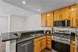 25511 Schubert Cir #142 B, Stevenson Ranch, CA 91381 - Photo 11