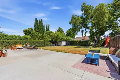 13329 Erwin, Van Nuys, CA 91401 - Photo 29