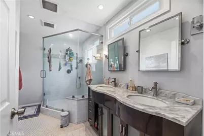 13329 Erwin, Van Nuys, CA 91401 - Photo 21