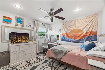 13329 Erwin, Van Nuys, CA 91401 - Photo 17