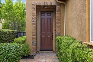 28753 Iron Village Dr, Valencia, CA 91354 - Photo 5