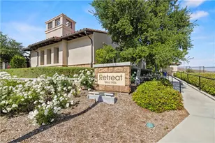 28753 Iron Village Dr, Valencia, CA 91354 - Photo 39