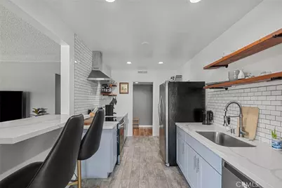 5454 Zelzah Avenue #309, Encino, CA 91316 - Photo 7