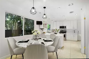 19611 Rosita St, Tarzana, CA 91356 - Photo 11