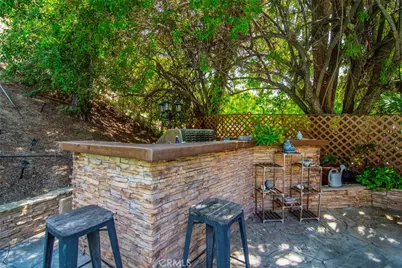 19611 Rosita Street, Tarzana, CA 91356 - Photo 33