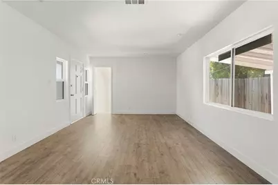 6421 Bertrand, Reseda, CA 91335 - Photo 7
