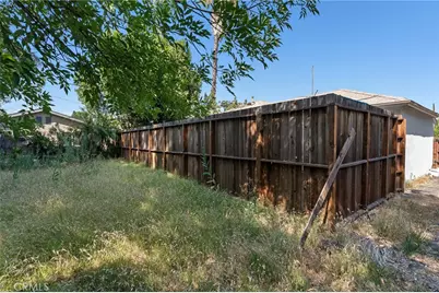 6421 Bertrand, Reseda, CA 91335 - Photo 29