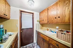 2900 Mandeville Canyon, Los Angeles, CA 90049 - Photo 27