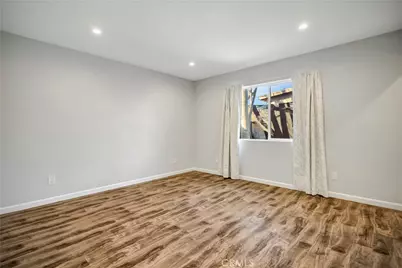 7417 Alabama Avenue, Canoga Park, CA 91303 - Photo 15