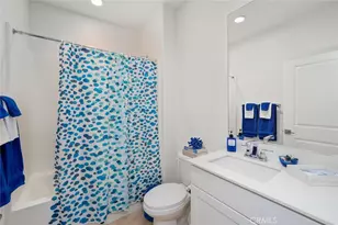 17806 Top Ct, Canyon Country, CA 91350 - Photo 9