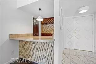 5330 Lindley, Encino, CA 91316 - Photo 5