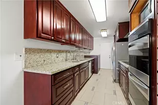 5330 Lindley, Encino, CA 91316 - Photo 7