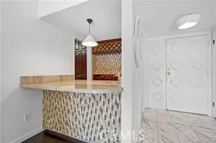 5330 Lindley, Encino, CA 91316 - Photo 5