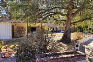 22427 Plummer St, Chatsworth, CA 91311 - Photo 27