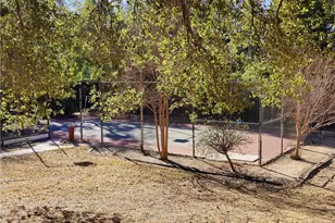 22427 Plummer St, Chatsworth, CA 91311 - Photo 37
