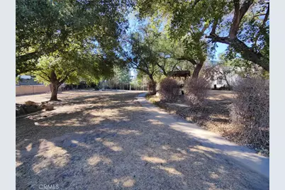22427 Plummer Street, Chatsworth, CA 91311 - Photo 19