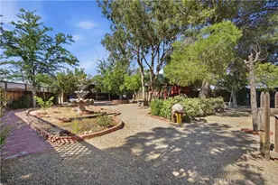 3160 E E Ave R8, Palmdale, CA 93550 - Photo 19