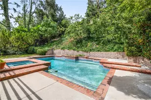 4011 Ellenita Ave, Tarzana, CA 91356 - Photo 31