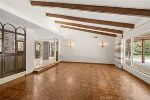 4011 Ellenita Ave, Tarzana, CA 91356 - Photo 11