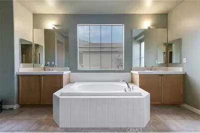 7867 Laramie Avenue, Winnetka, CA 91306 - Photo 37