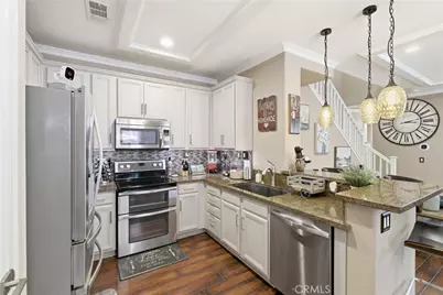 24045 Whitewater Drive, Valencia, CA 91354 - Photo 9