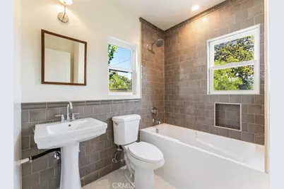16645 Haynes Street, Lake Balboa, CA 91406 - Photo 29
