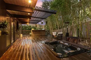 21090 Rios St, Woodland Hills, CA 91364 - Photo 37