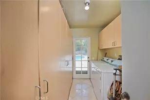 3102 Dona Sofia, Studio City, CA 91604 - Photo 9