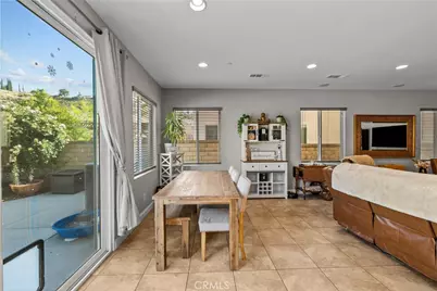 19826 Melissa, Saugus, CA 91350 - Photo 7