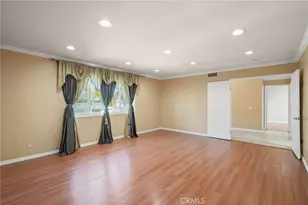 8333 Topeka Dr, Northridge, CA 91324 - Photo 41