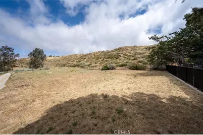 9115 Elizabeth Lake, Leona Valley, CA 93551 - Photo 25