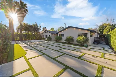 23103 Leonora, Woodland Hills, CA 91367 - Photo 37