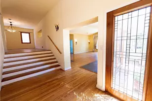 1735 Foothill, Glendale, CA 91201 - Photo 5