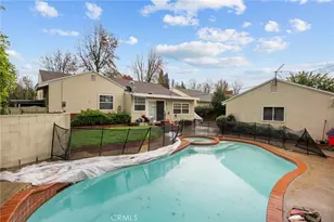9253 Hayvenhurst Ave, North Hills, CA 91343 - Photo 23