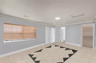 9253 Hayvenhurst Ave, North Hills, CA 91343 - Photo 17