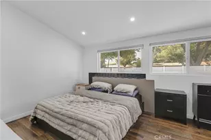 20540 Oxnard St, Woodland Hills, CA 91367 - Photo 9