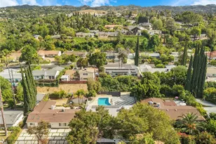 20540 Oxnard St, Woodland Hills, CA 91367 - Photo 27