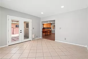 10521 Blucher, Granada Hills, CA 91344 - Photo 11