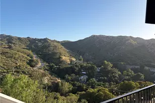 1016 Crown Hill, Simi Valley, CA 93063 - Photo 23