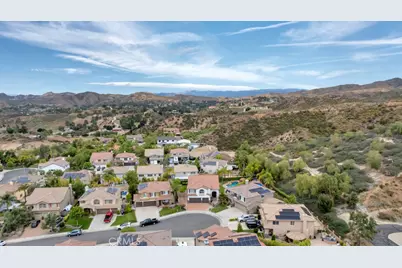 30529 Gibraltar, Castaic, CA 91384 - Photo 75