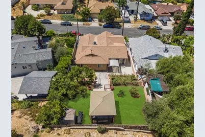 10101 Lanark Street, Los Angeles, CA 91352 - Photo 9